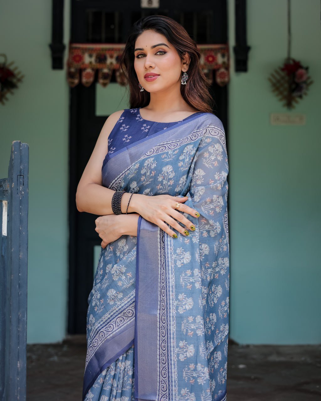 Elegant Blue Linen Cotton Printed Saree with Designer Border - Image 3