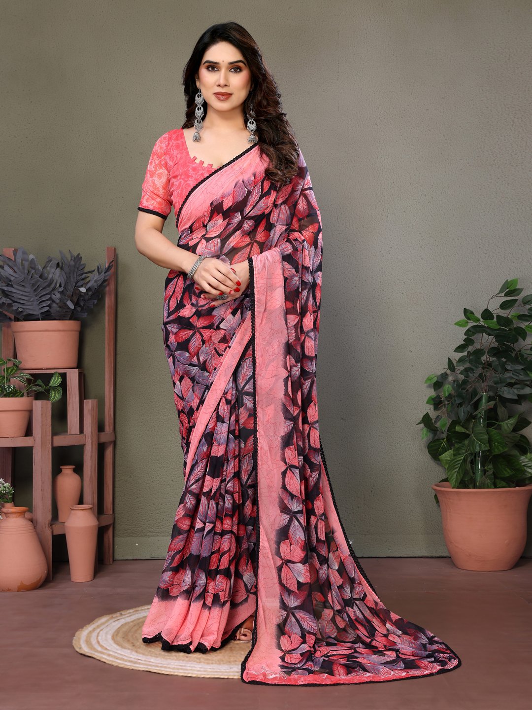 Elegant Heavy Chiffon Saree ✨ Beautiful Lace Border Finish - Image 3