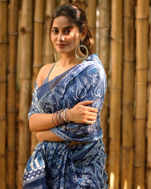 FavisFashion Heritage Bloom Digital Linen Saree for Women - Image 2