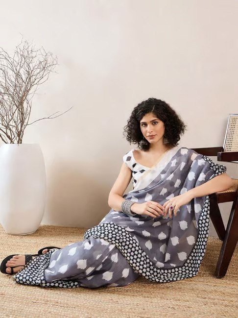 Premium Lilan Cotton Digital Print Saree with Rich Pallu & Lace Border - Image 3