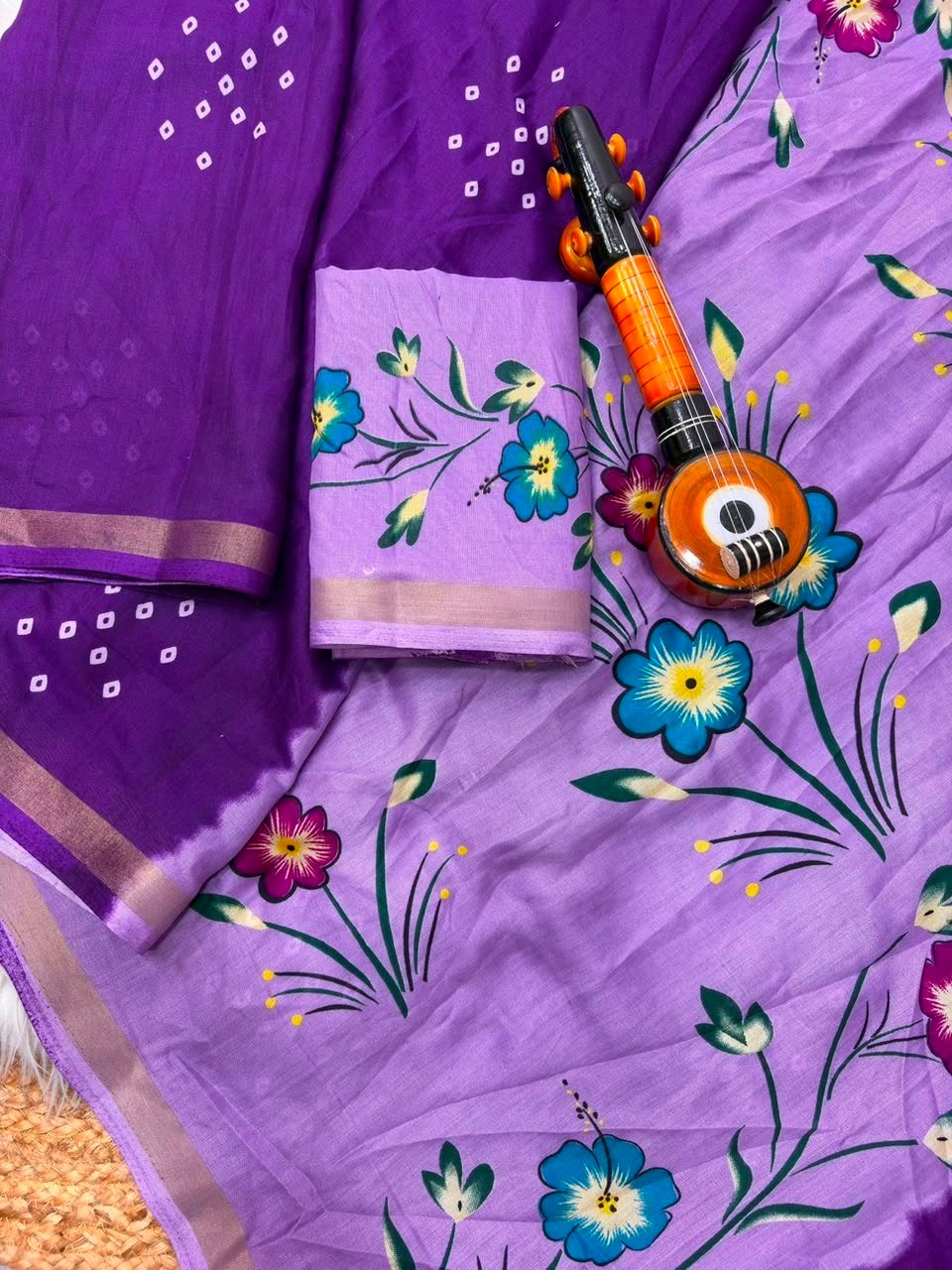Premium Mul Cotton Silk Bandhej Design Saree with Traditional Zari Border - Image 3