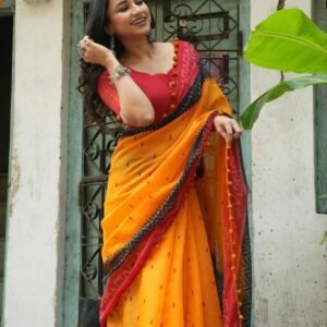 Trending Ikkat Print Linen Cotton Saree with Pum Pum Lace Border & Printed Blouse