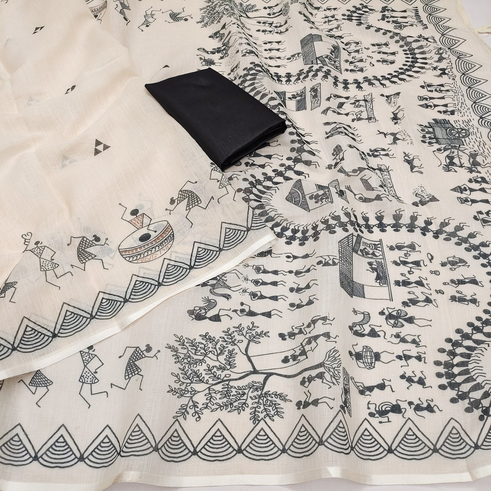 Warli Multi Soft Linen Cotton Printed Saree with Tassels & Blouse Piece - Image 4