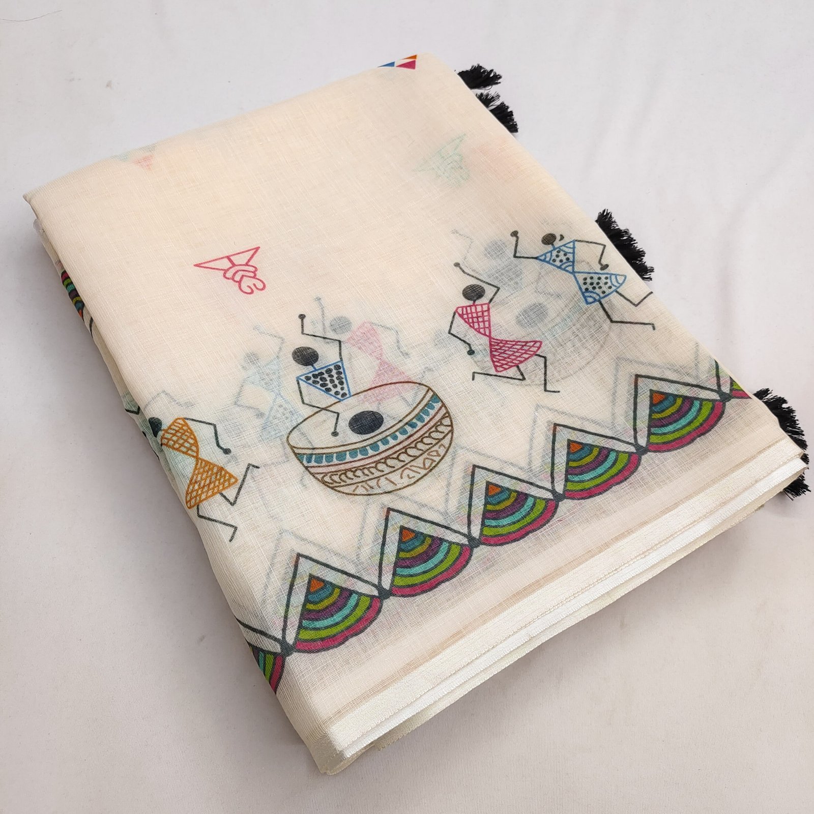 Warli Multi Soft Linen Cotton Printed Saree with Tassels & Blouse Piece - Image 4